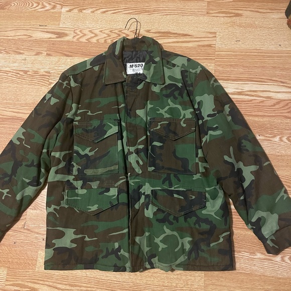 Army Camo Jacket .  Size Large. M52Q - Picture 6 of 6